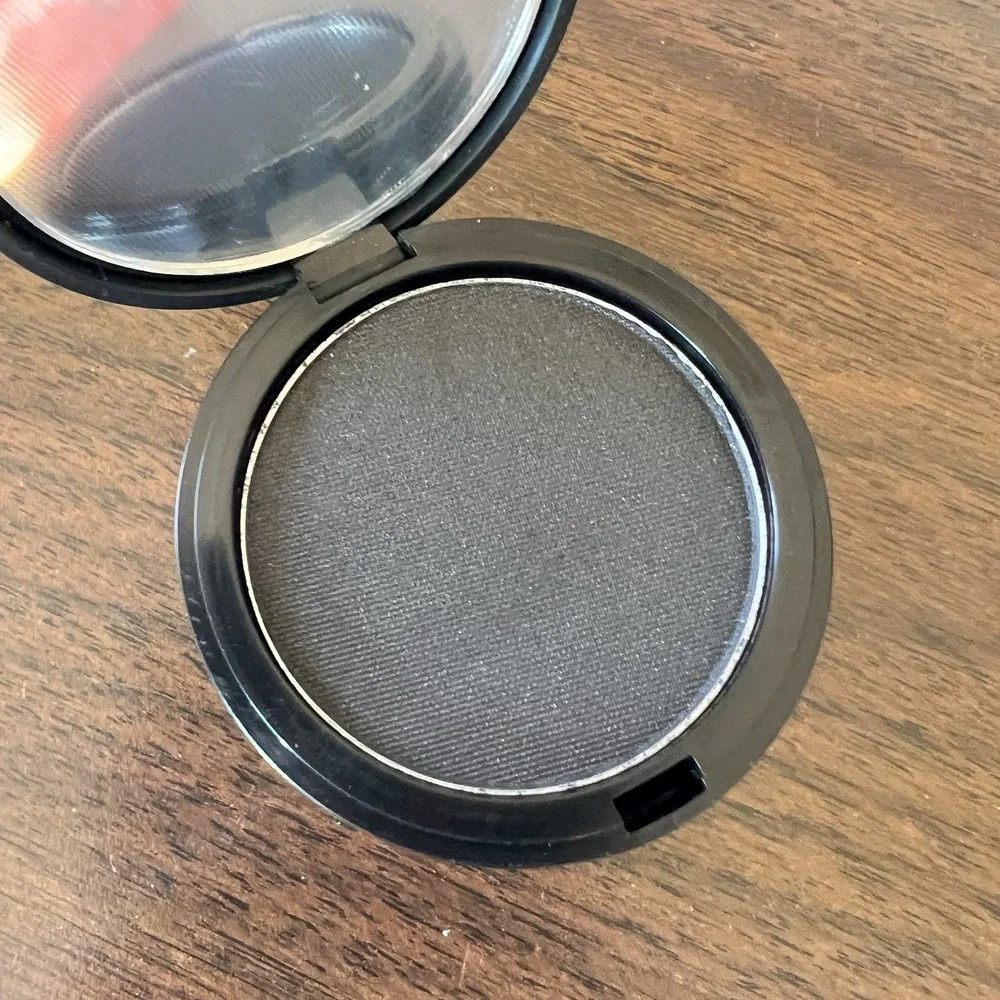 Goldwell Color Revive Root Retouch Powder Dark Brown to Black 0.13 oz New